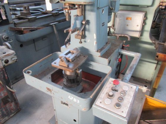 彼得·沃尔特斯 IL-12 垂直研磨机