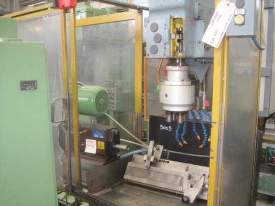 JOANNES T 16 螺纹攻丝机立柱