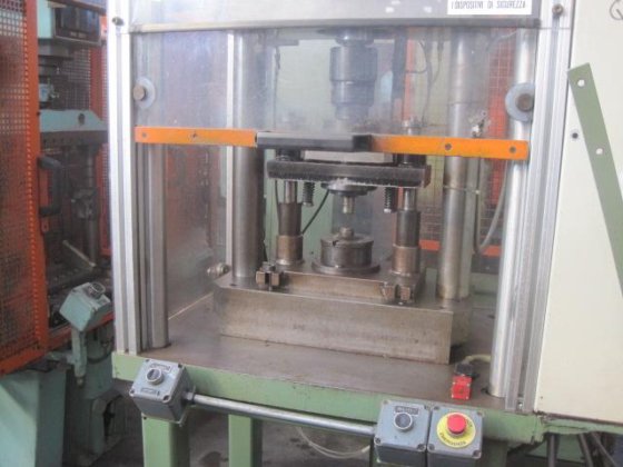 Prensa de bordo reto