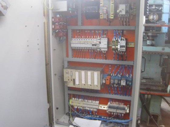 Prensa de bordo reto