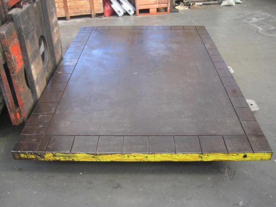 3000x2050 鋳鉄サーフェスプレート