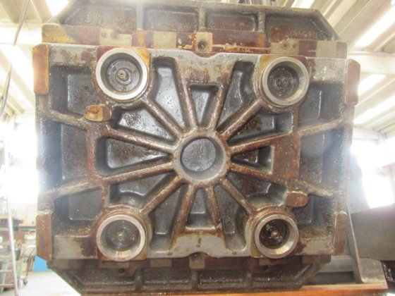 0630x0630 T 槽孔表面平台