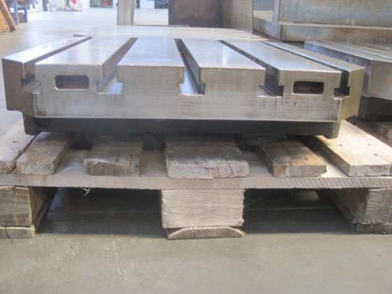 0630x0630 T 槽孔表面平台