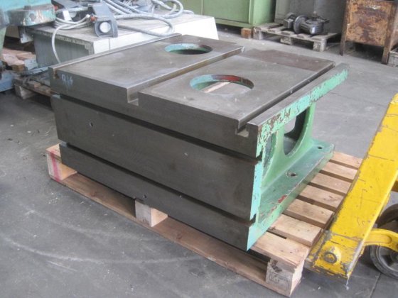 850x745 長方体形状のT形礦山