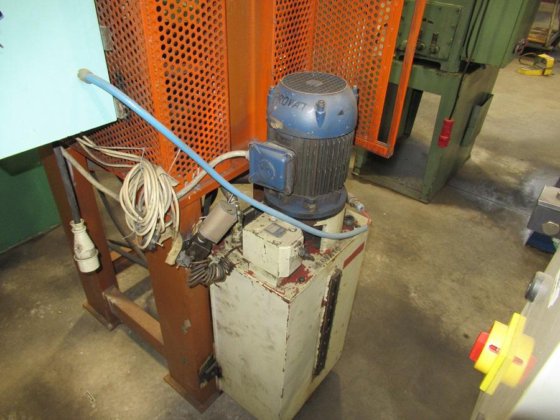 無ブランド直立プレス