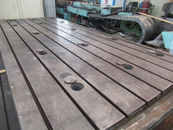 5500x2300 T 槽表面平台