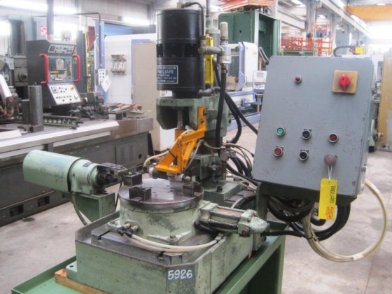 PAGLIARI 气动冲压机，带转台