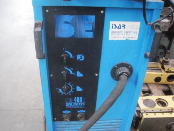 サルデコ MIG 400 E