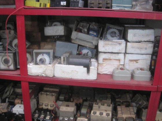 電気材料 電気機器