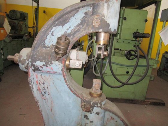 LUNETTA 车床专用定心架