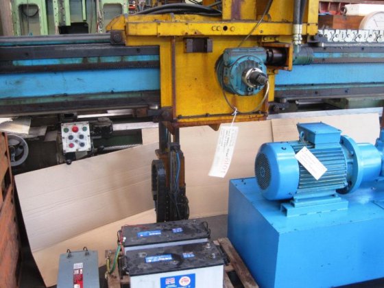 门式升降装载机