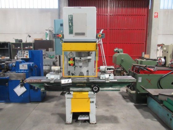 1971 GALDABINI RPRS/80 液压矫直机