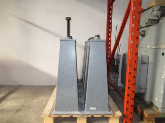 PIEDINI 支撑与找平柱