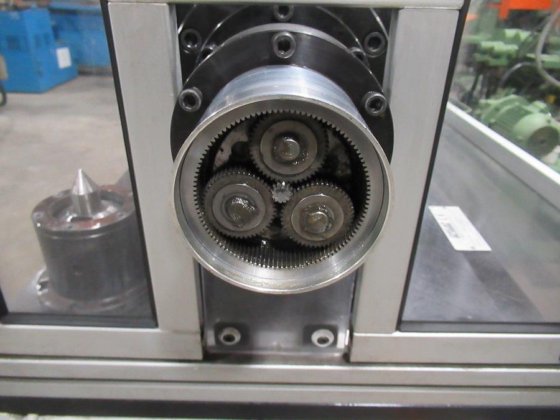 2012 O.M.P.A.C. 压床中心，带尾座