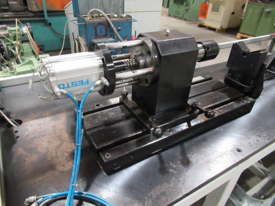 2012 O.M.P.A.C. 压床中心，带尾座