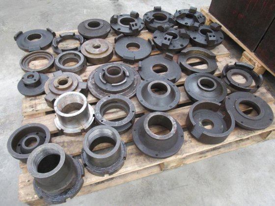 1981 VARINELLI BV-40/2000 内部拉削机