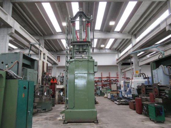 1981 VARINELLI BV-40/2000 内部拉削机