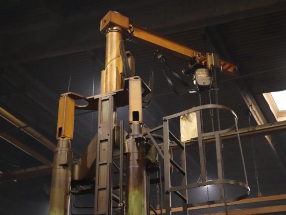 1981 VARINELLI BV-40/2000 内部拉削机