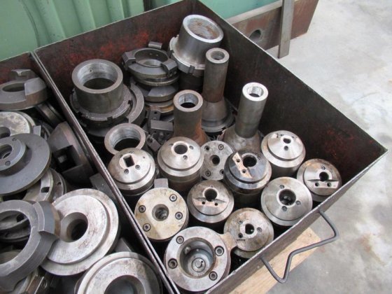 1981 VARINELLI BV-40/2000 内部拉削机