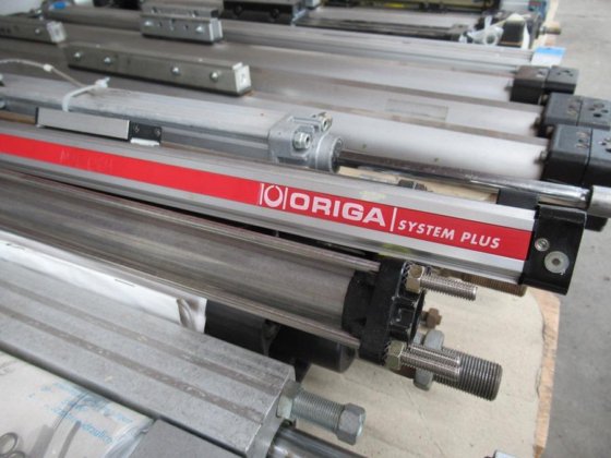 ORIGA PARKER アタッチ؟