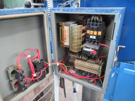 FAMUP RAG 30 列钻床