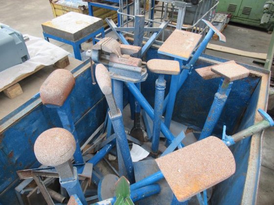 パリ・ペル・バッティトゥーラ フォーミング ハンド ツール Auto