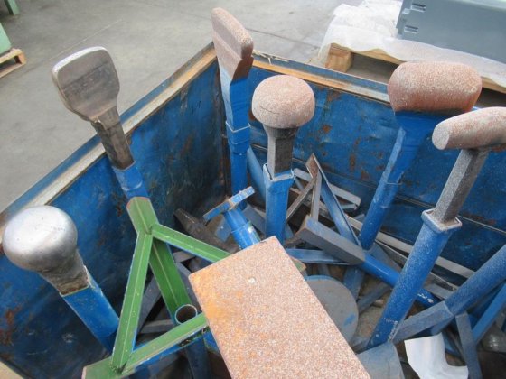 パリ・ペル・バッティトゥーラ フォーミング ハンド ツール Auto