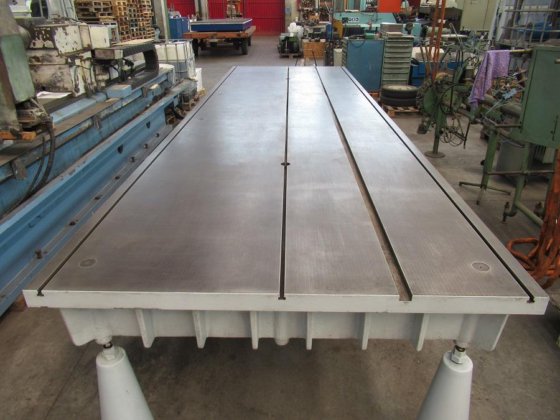 4950x1500 铸铁平板表面