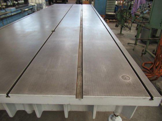 4950x1500 铸铁平板表面