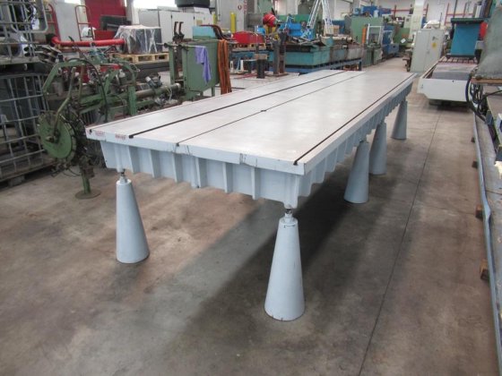 4950x1500 铸铁平板表面