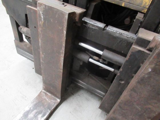 PGS 通用 6000 电动叉车