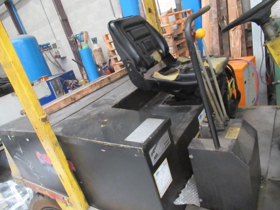 PGS 通用 6000 电动叉车