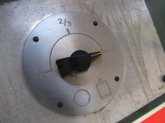 BSA 8号固定中心无心磨床