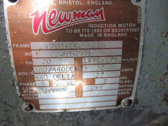 BSA 8号固定中心无心磨床