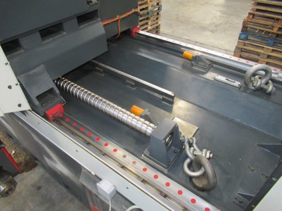 2002 FIDIA K 211/5 5轴立式加工中心