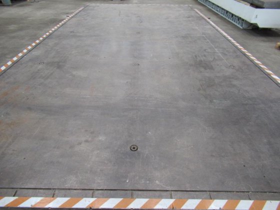 6000x3000 N.3 鋳鉄製テーブル面