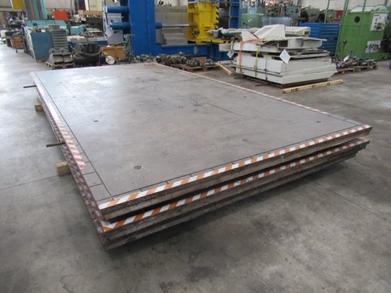 6000x3000 N.3 鋳鉄製テーブル面