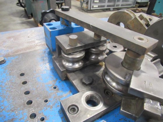 手动管道弯曲机