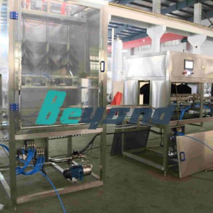 全自动高效 5 加仑桶装液体饮用水灌装机