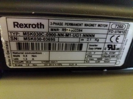 電動サーボモーター