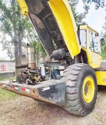 2010 Bomag BW226DH-4