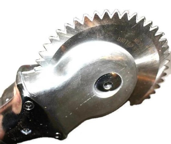 牛屠宰场 牛皮自动切割机 用于牛屠宰线的屠宰设备 切割肉类加工