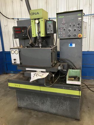 Machine à électro érosion