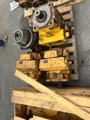 USED CAT 232-1835 Pump Gp-Ps-B