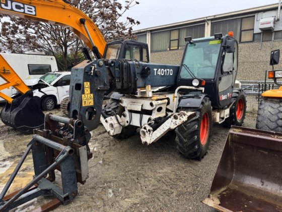 2001 BOBCAT T40170