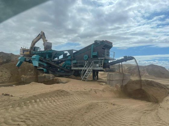 移動式スクリーニングおよび洗浄プラント