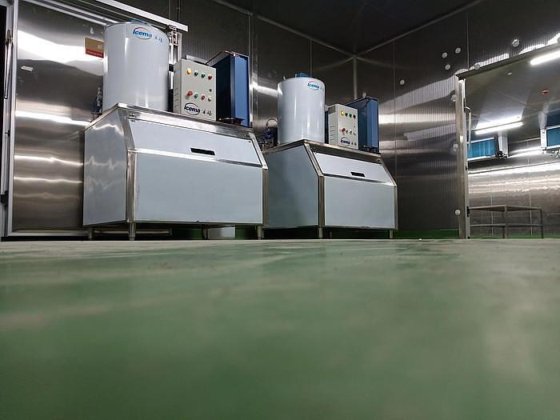 5 吨不锈钢滚筒片冰机，带防腐蚀蒸发器