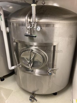 発酵タンク、貯蔵タンク、明タンク [13個]