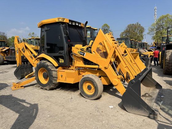 2024 JCB 3CX