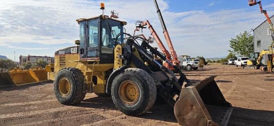 Cat IT28G Loader